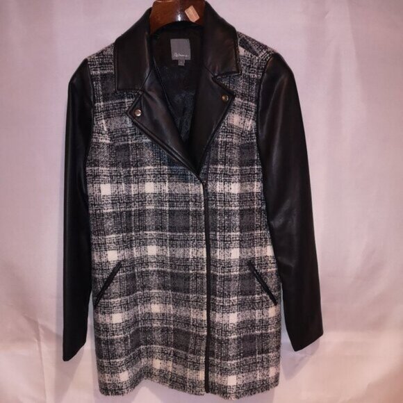 Reitmans Ladies Black White Plaid with Faux Leather Sleeves Accents Coat - Picture 1 of 7